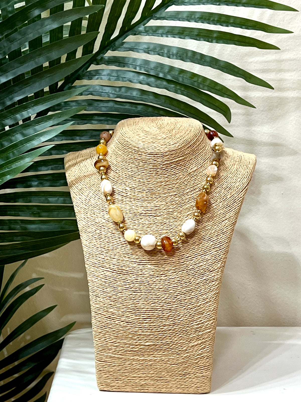 Collar piedra y cierre acero