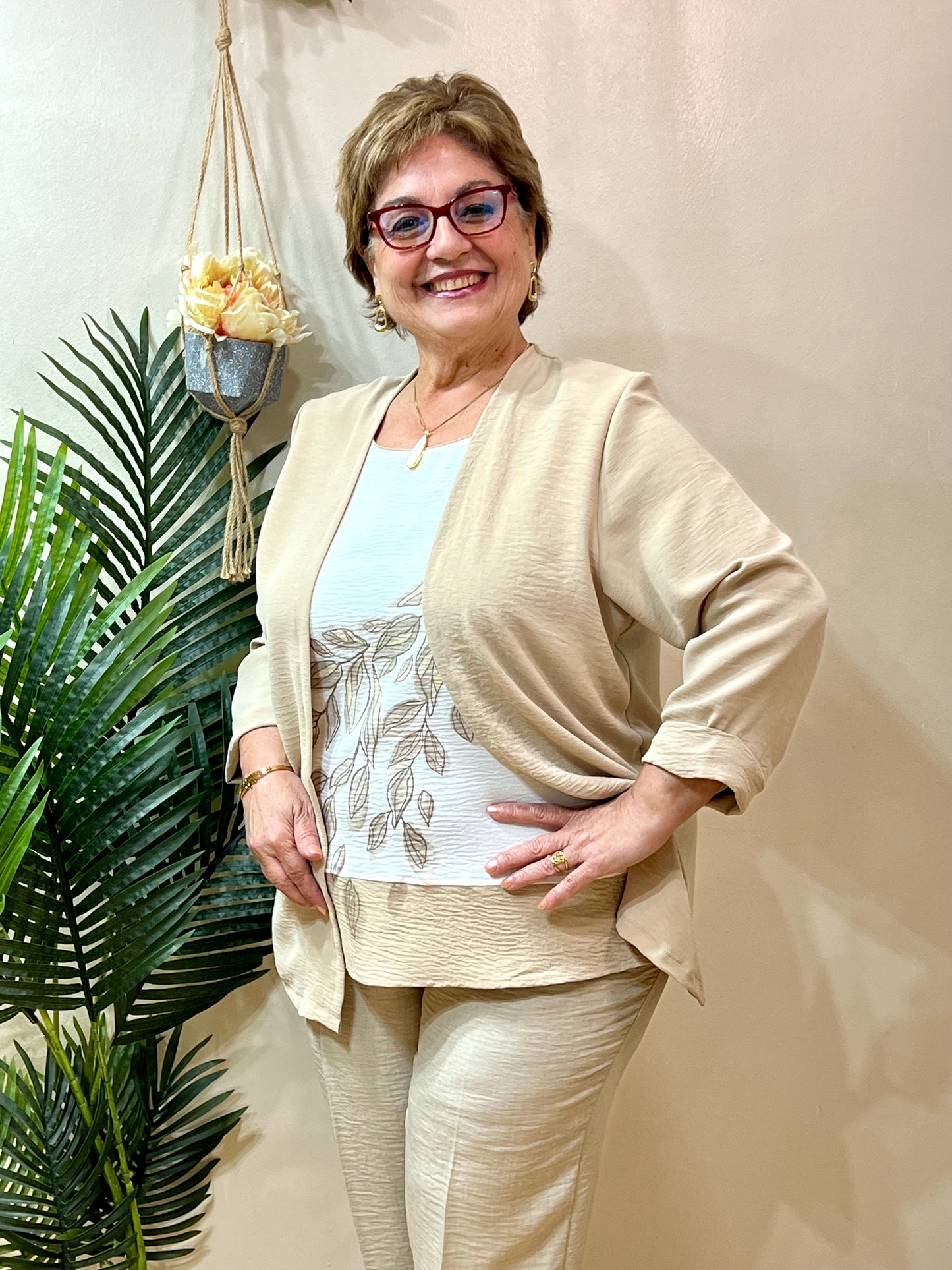 Chaqueta con blusa unida