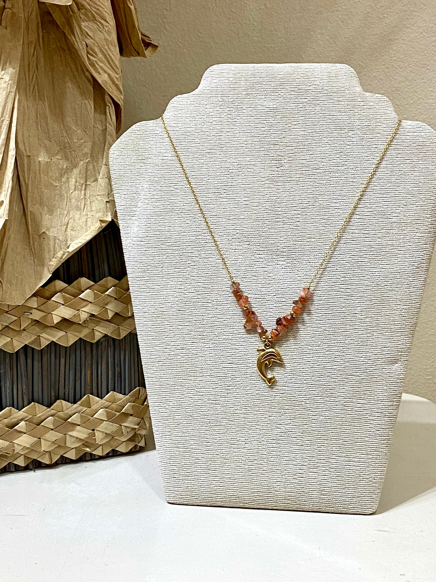Collar acero delfin y piedra
