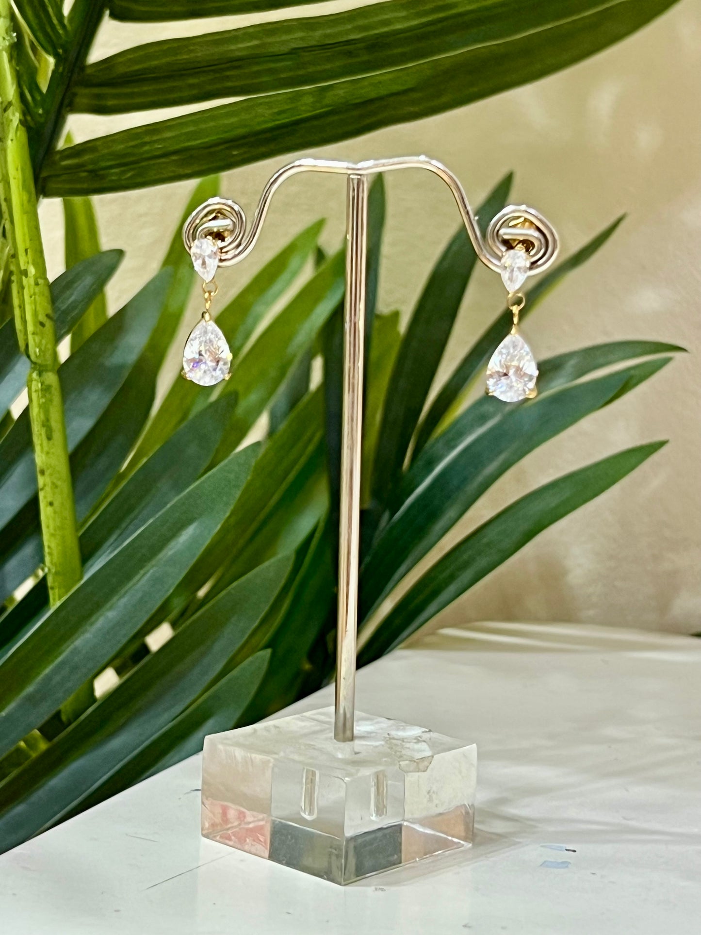 Pendientes acero lagrima brillo