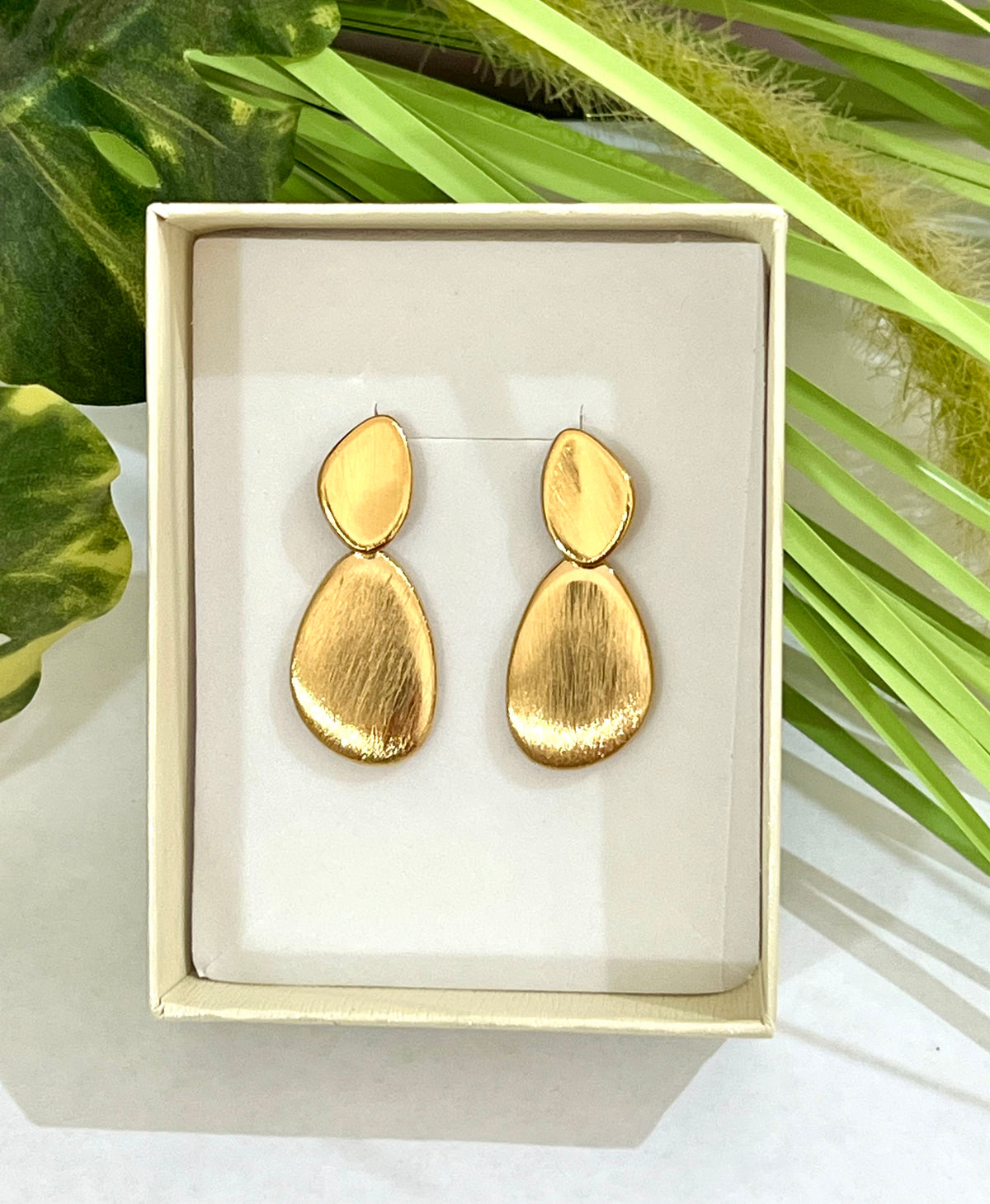 Pendientes acero matizados