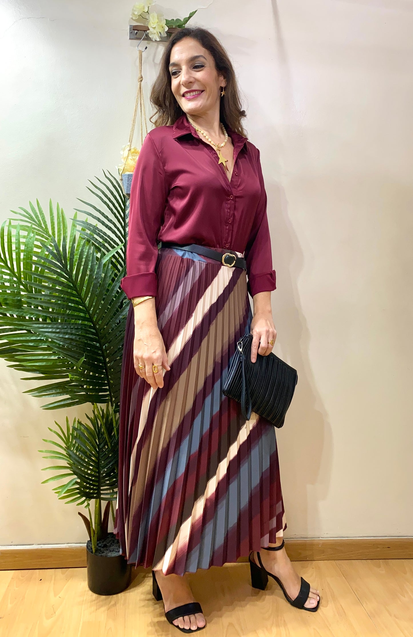 Falda plisada ELEGANT