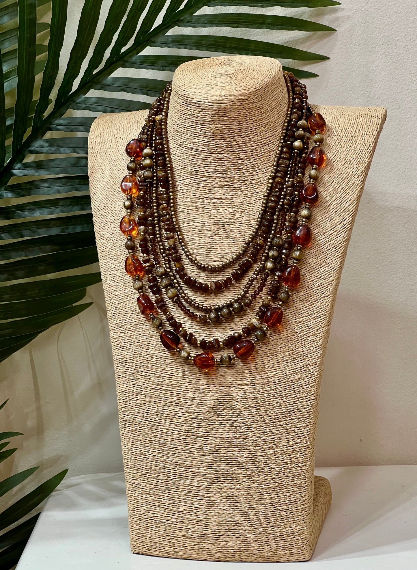 Collar multivueltas ámbar