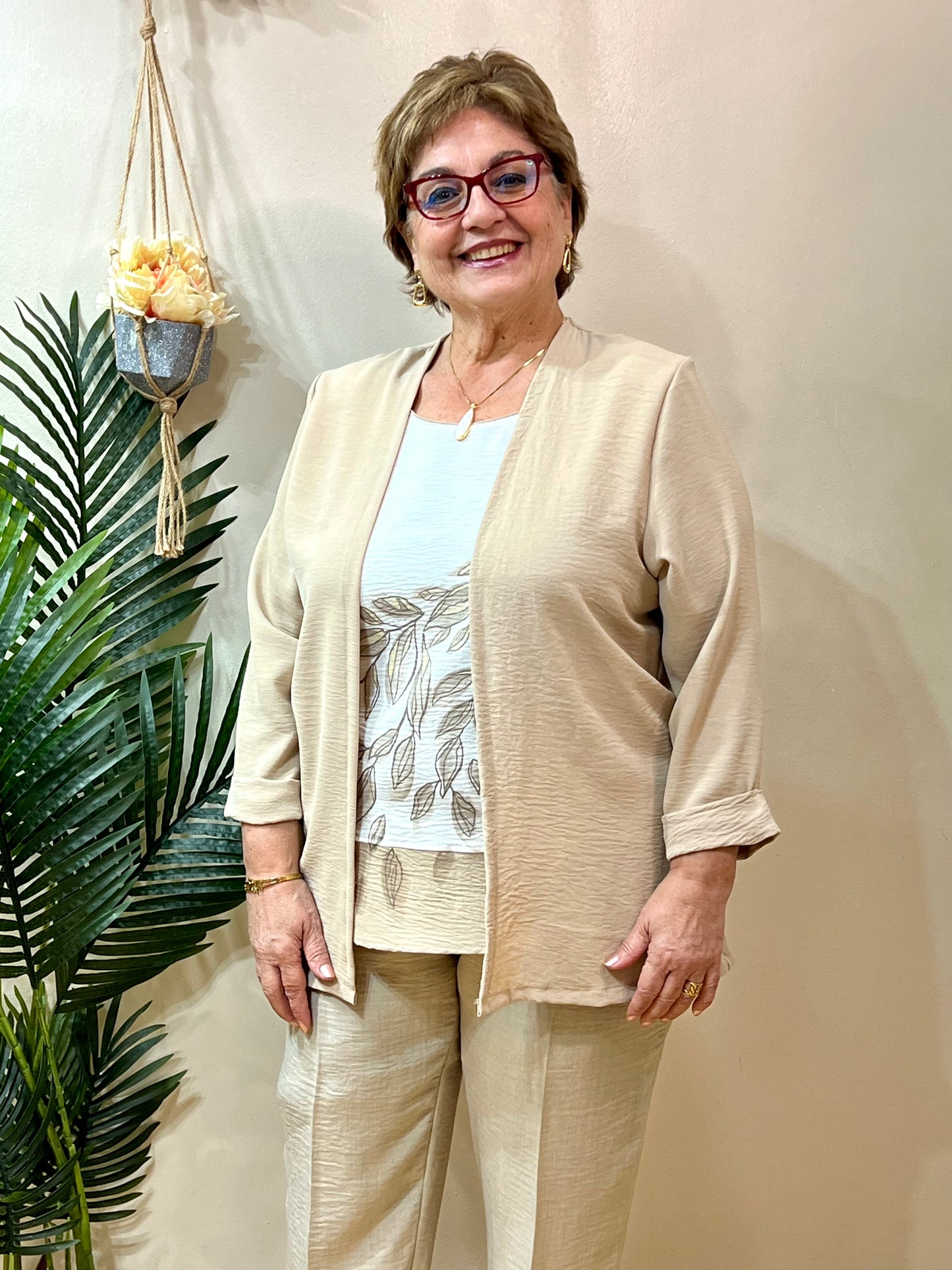 Chaqueta con blusa unida