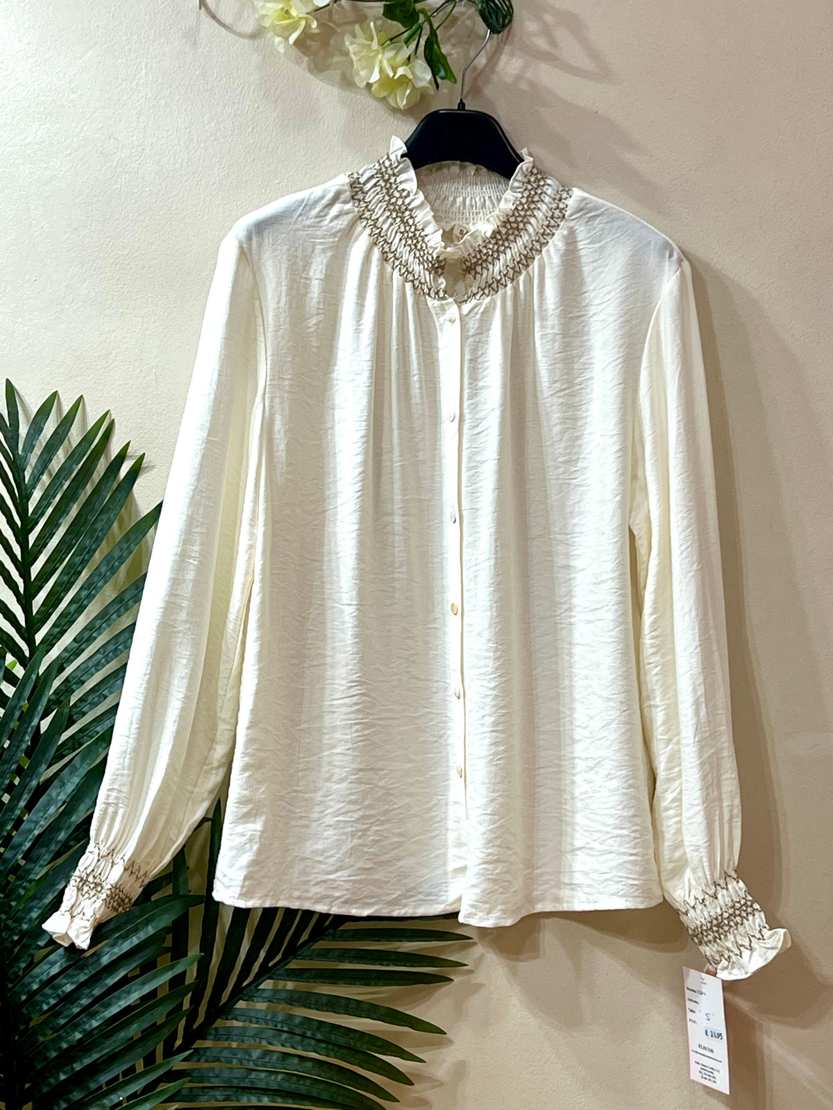 Blusa cuello frunce