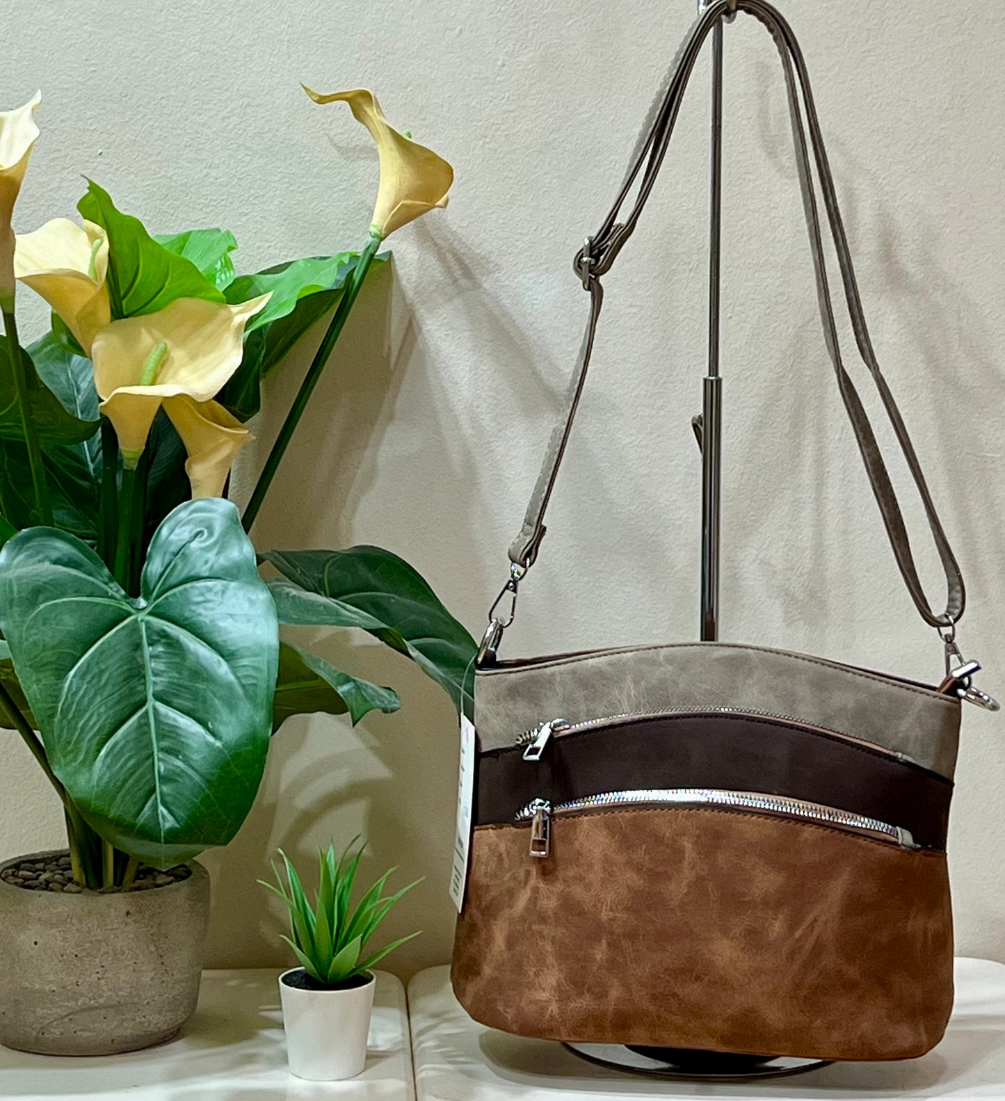 Bolso bandolera triple línea