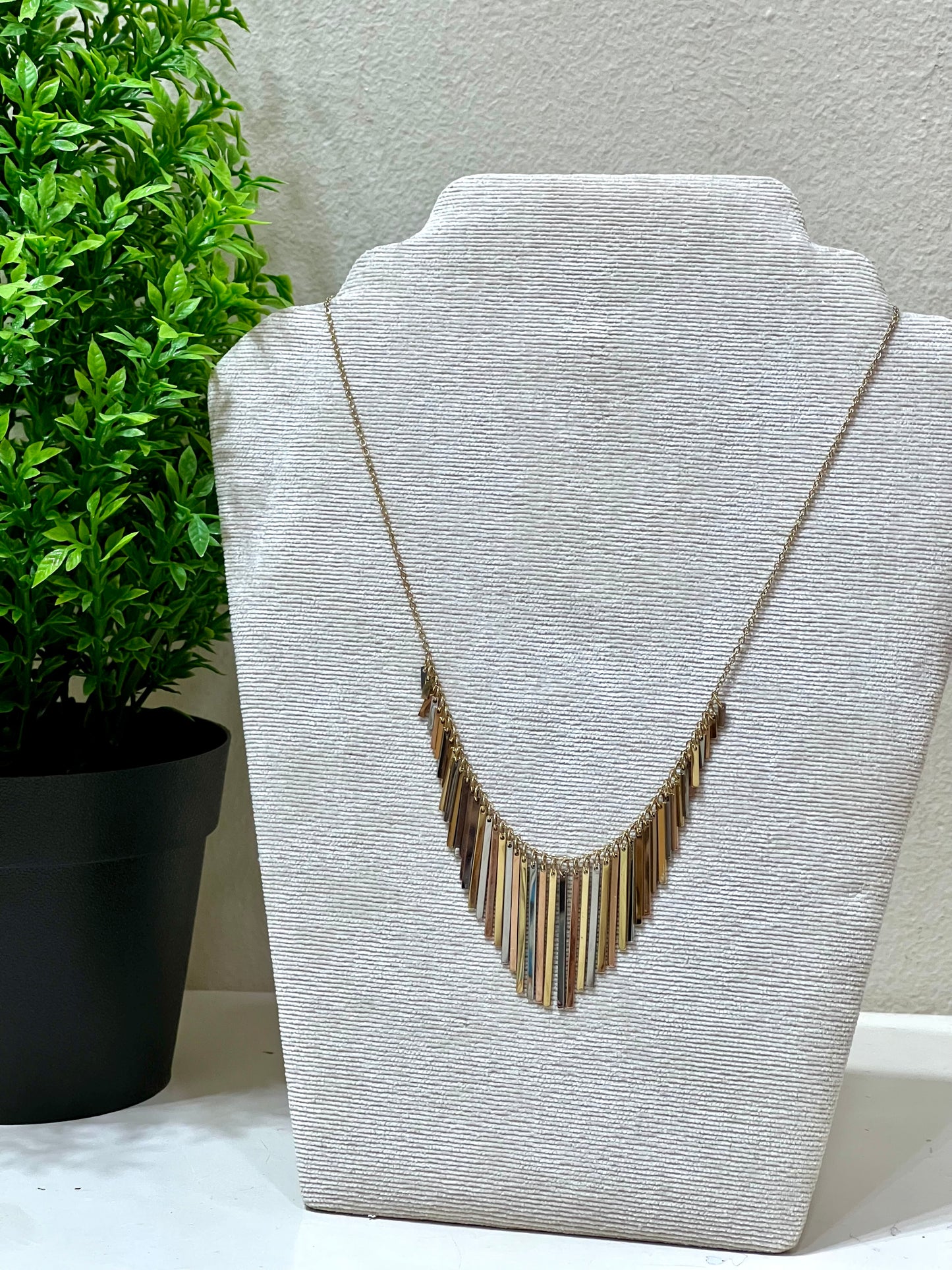 Collar acero cascada