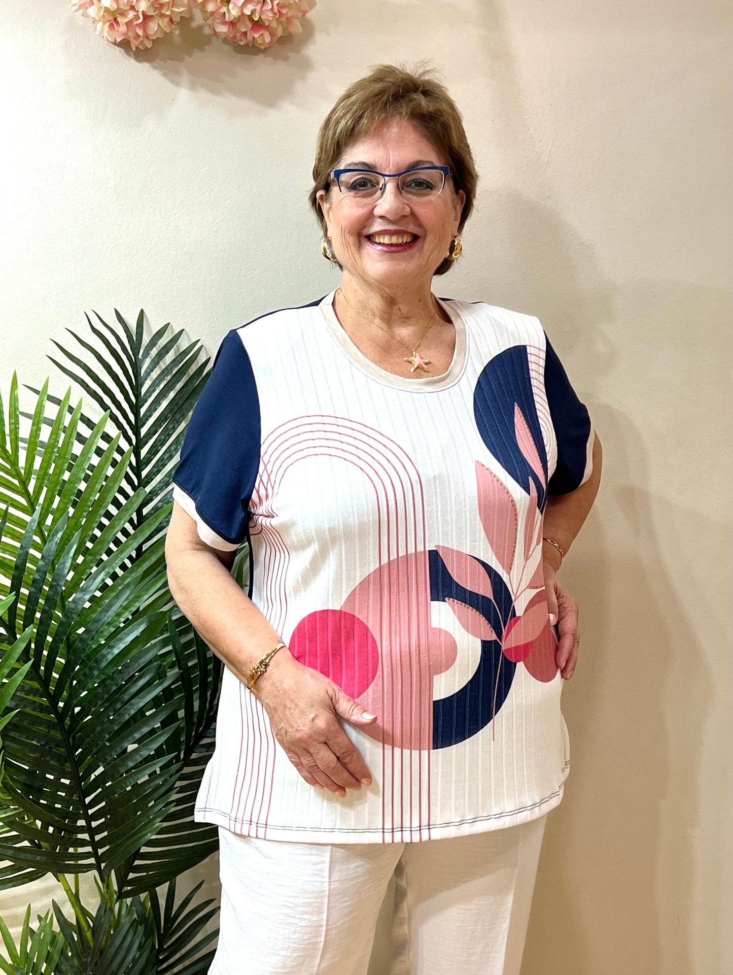 Camiseta círculos y hojas