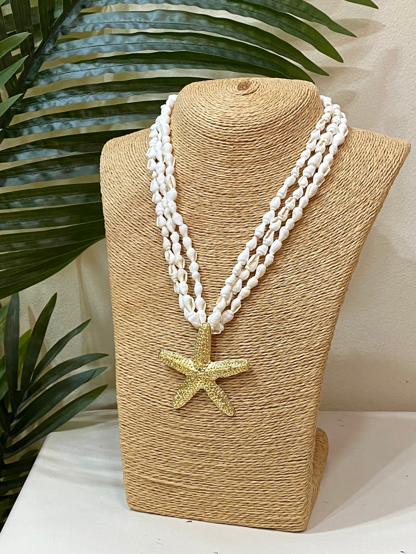 Collar conchitas y Estrella de mar