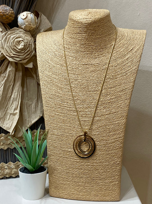 Collar largo acero multicirculos