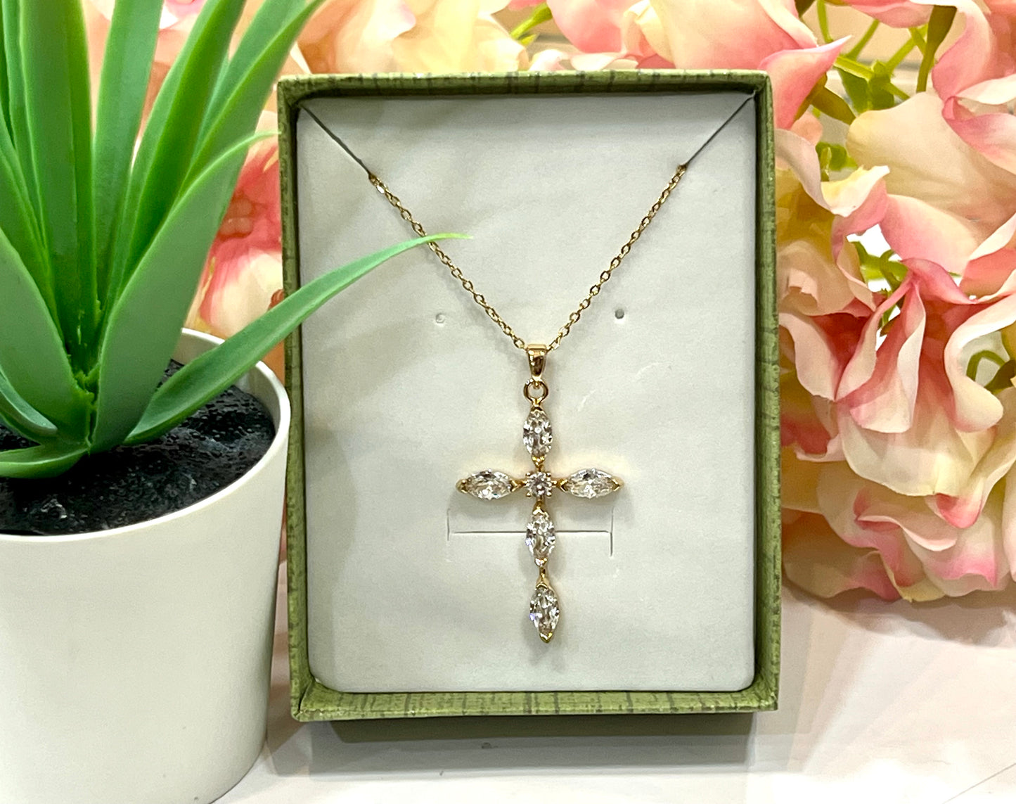 Cruz acero zirconitas