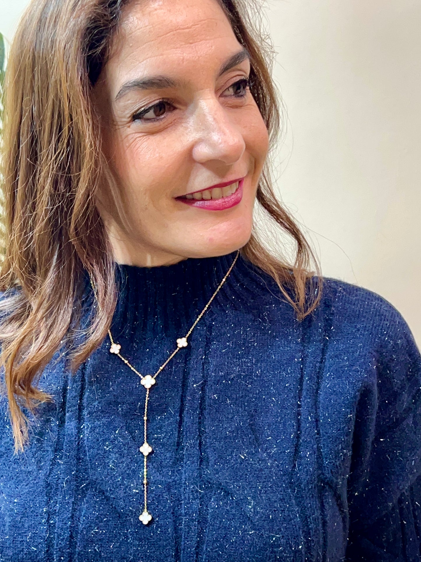 Collar acero corbata con flor