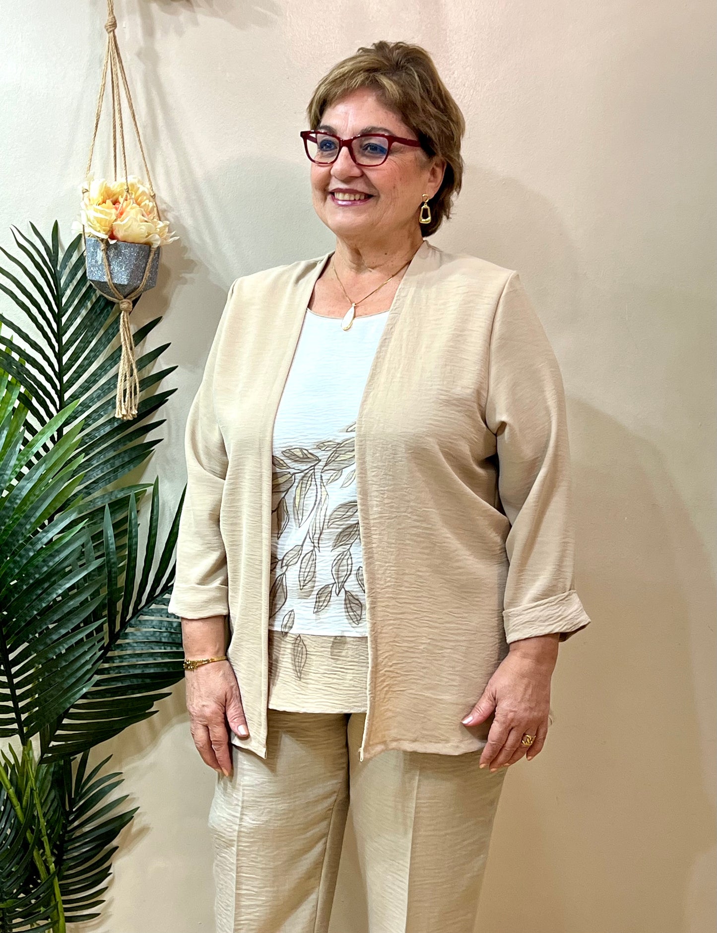 Chaqueta con blusa unida