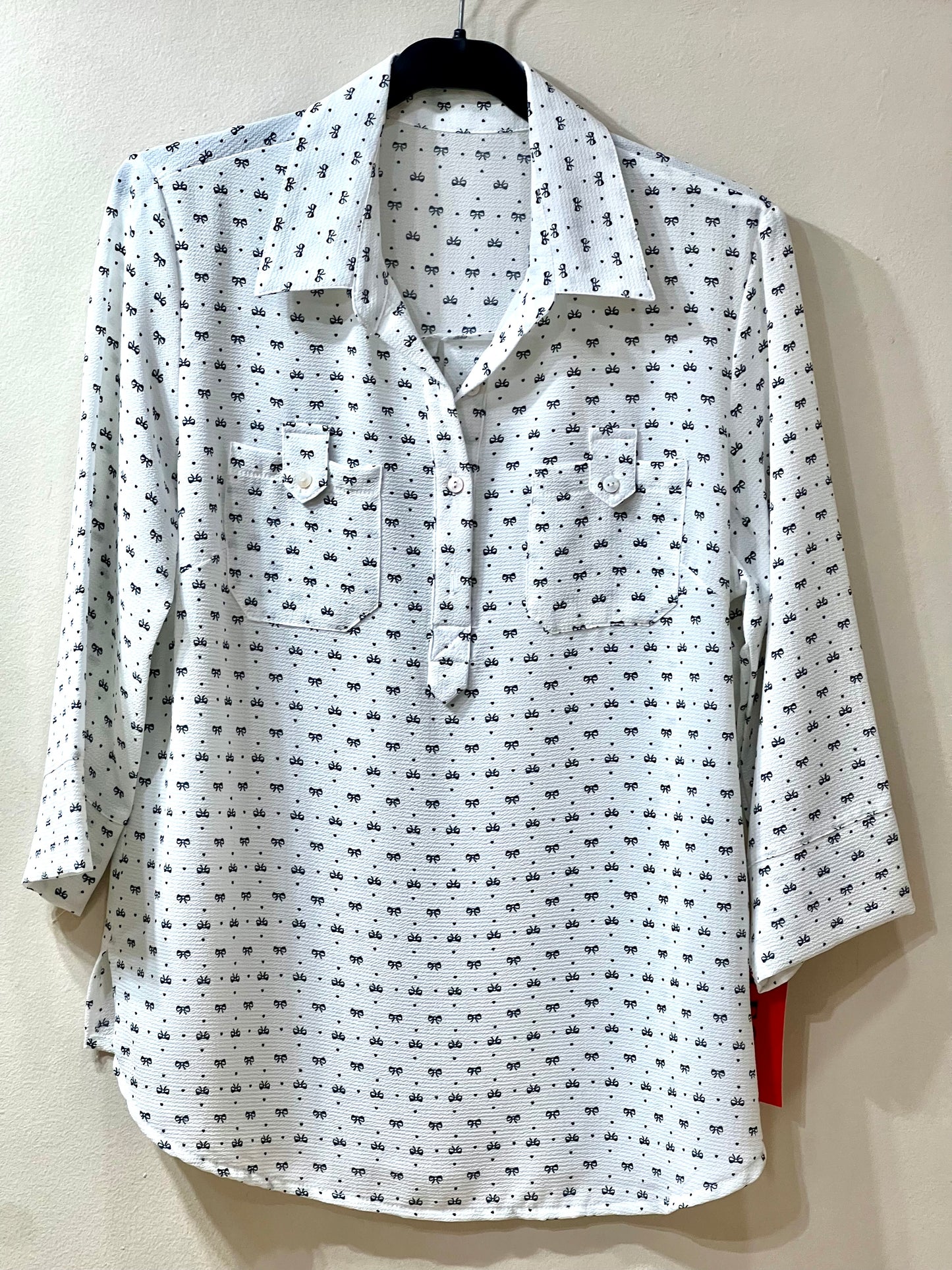 Blusa blanca lacitos