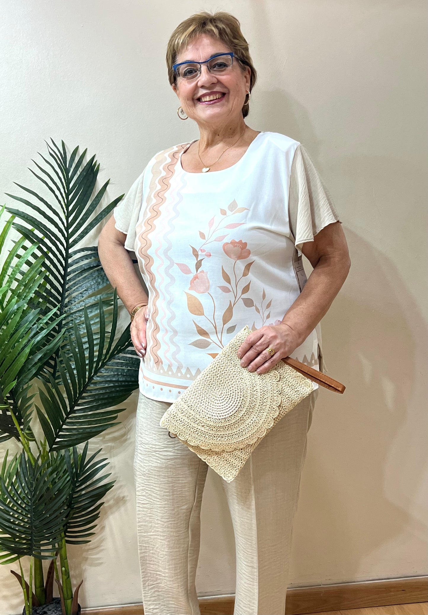 Blusa zig-zag y flor