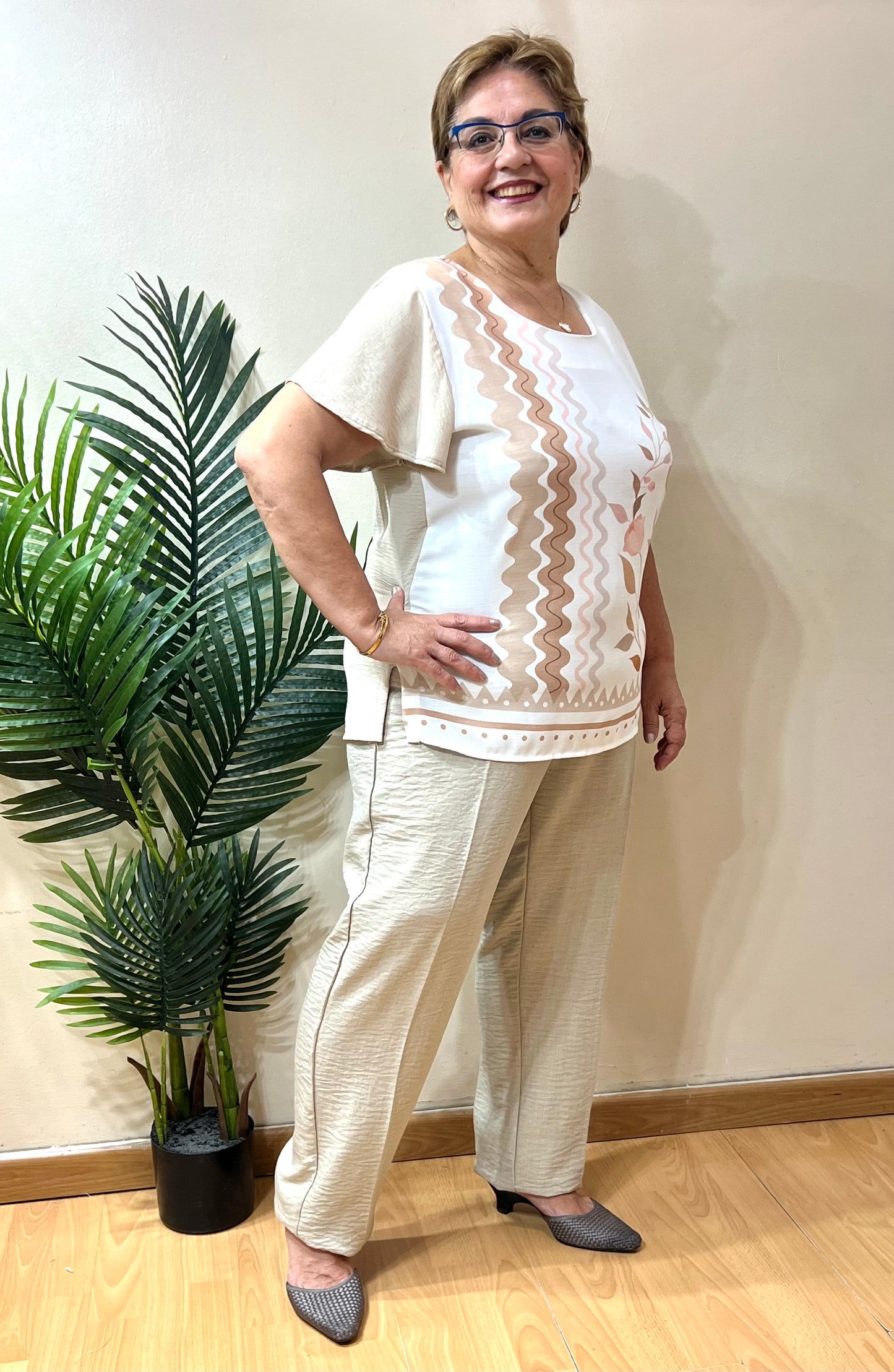 Blusa zig-zag y flor