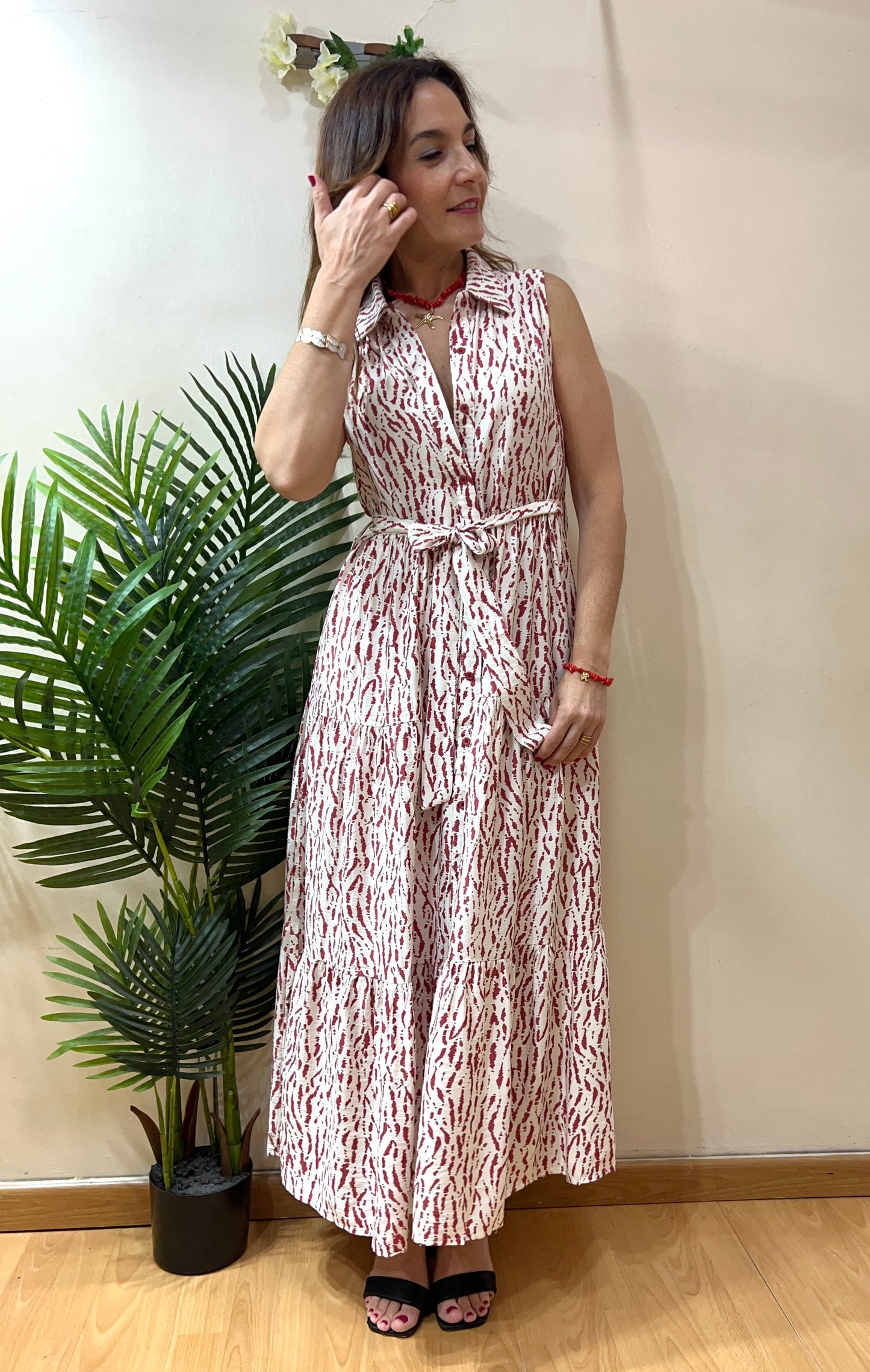 Vestido camisero motitas