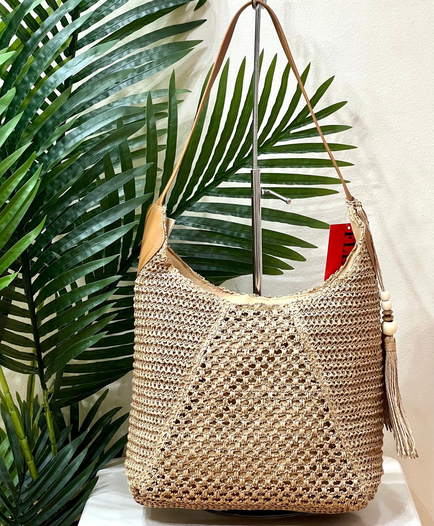 Bolso rafia triángulo central