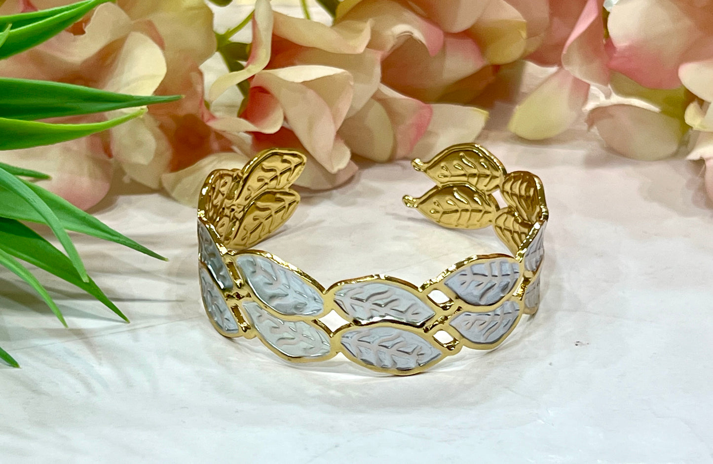 Brazalete acero hojas