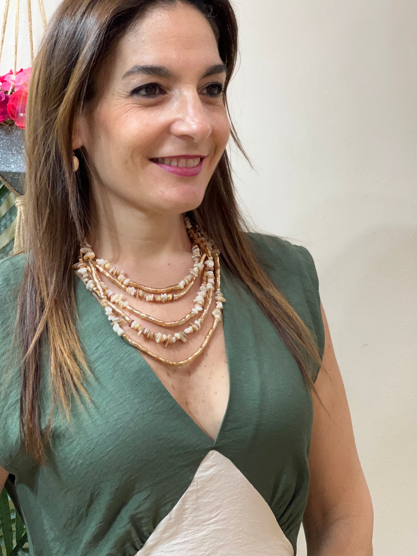 Maxi collar Style