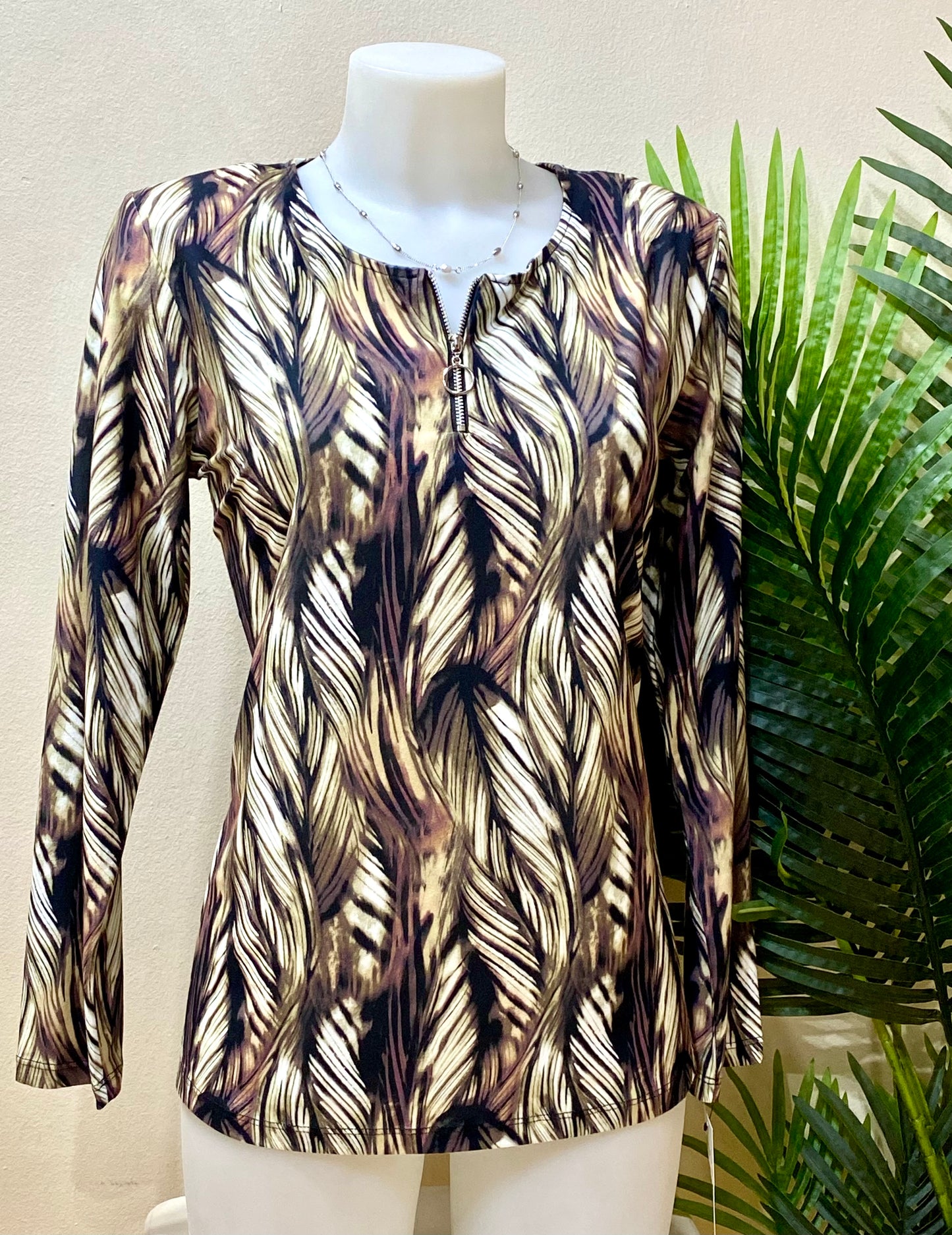 Camiseta cremallera escote