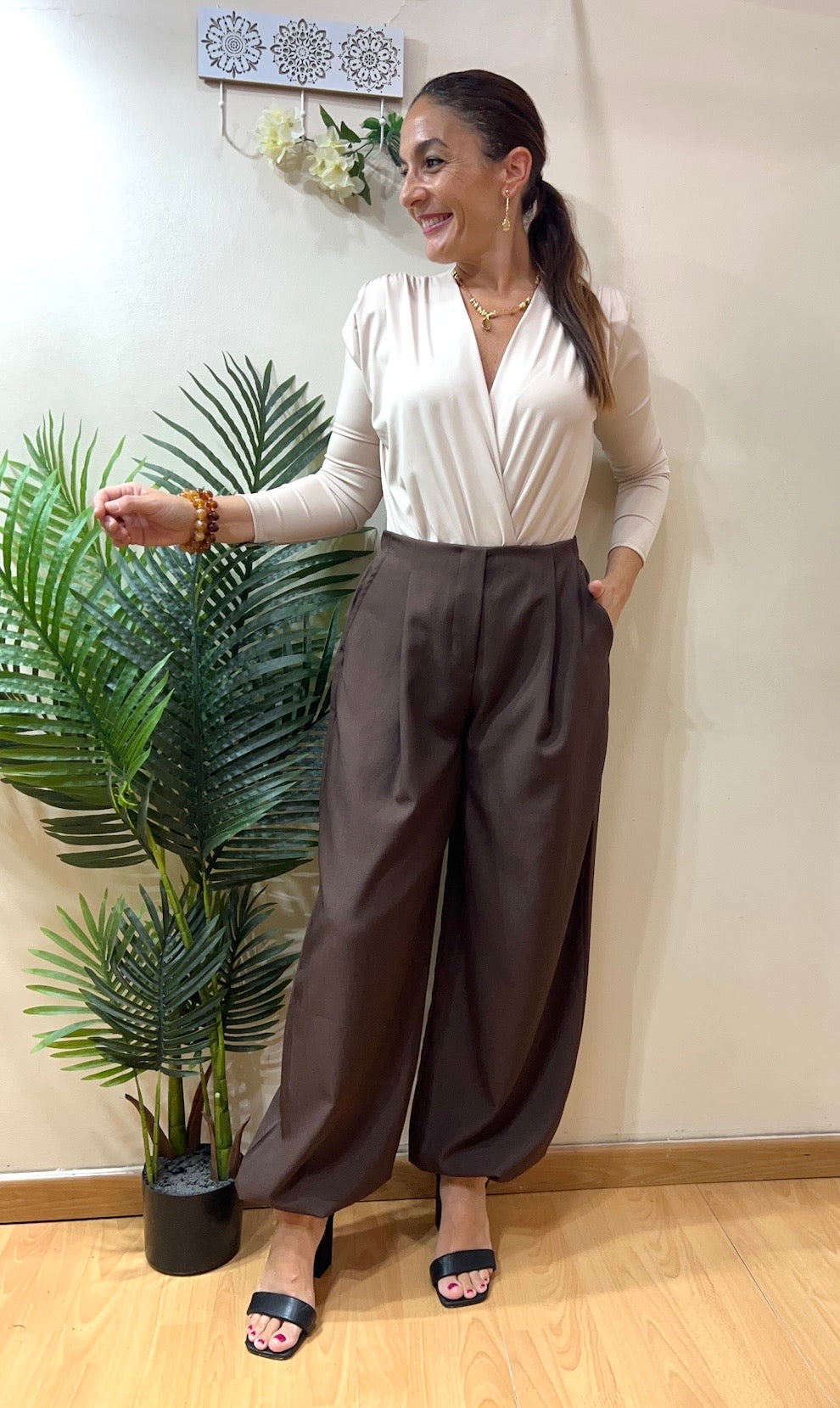 Pantalón bombacho pinzas