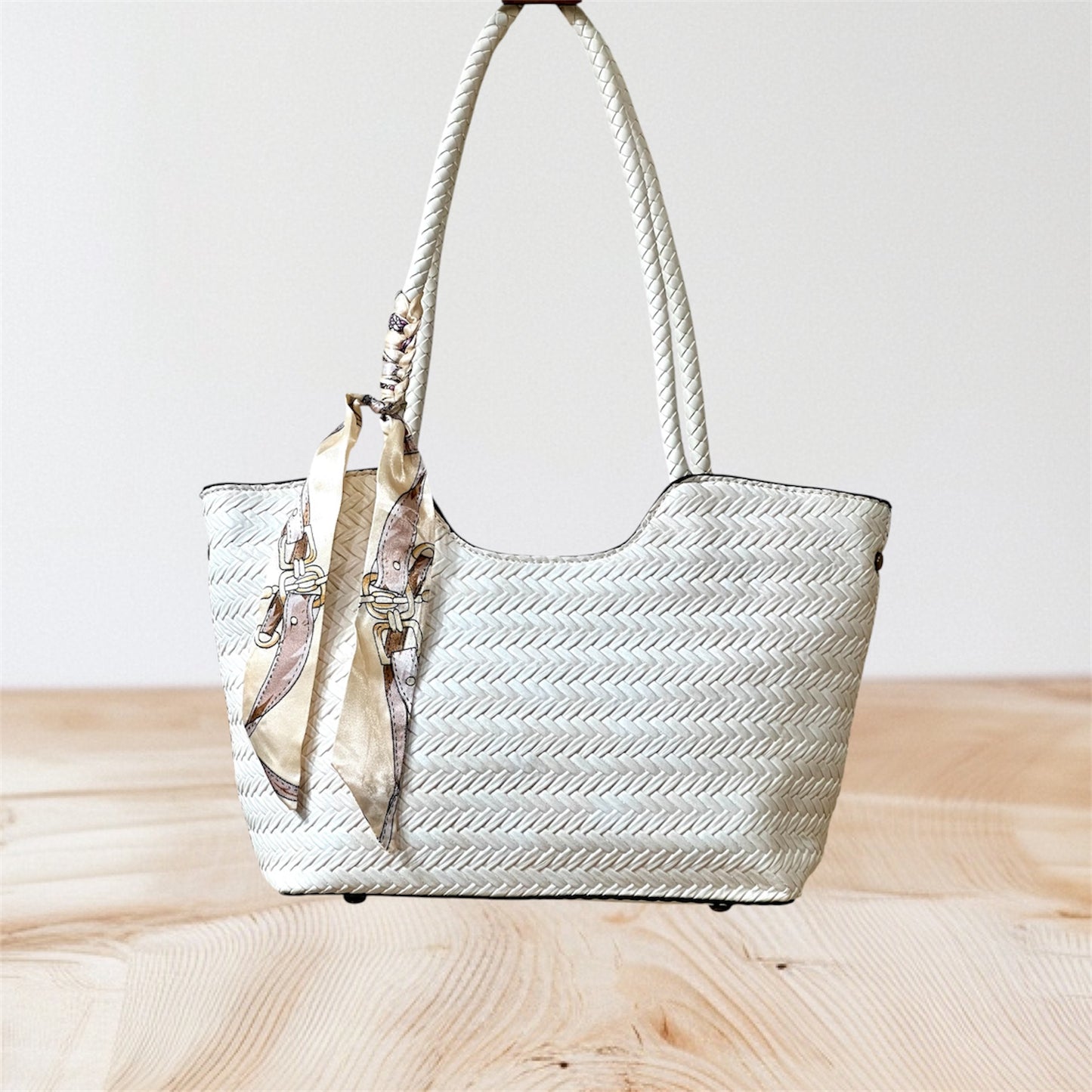 Bolso tipo mimbre pequeño