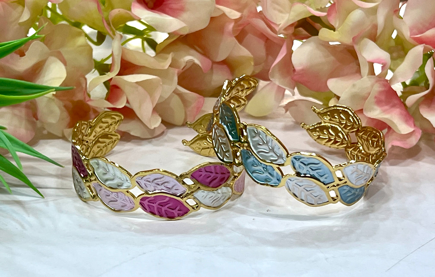 Brazalete acero hojas