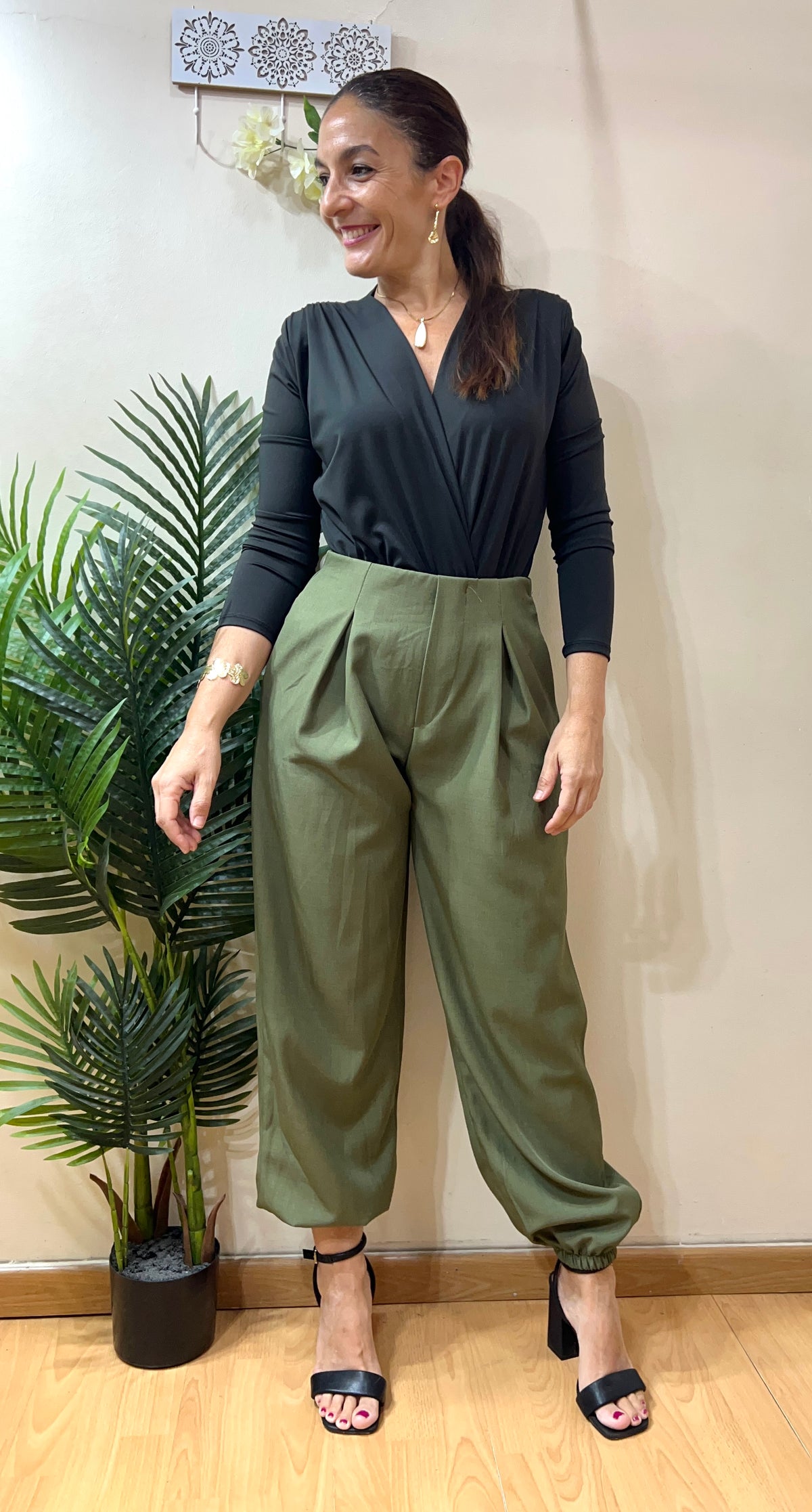 Pantalón bombacho pinzas