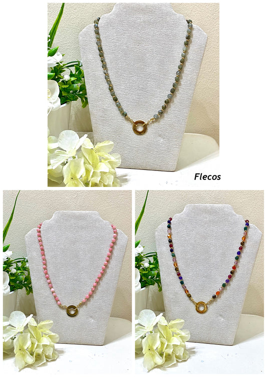 Collar acero bolitas elegancia
